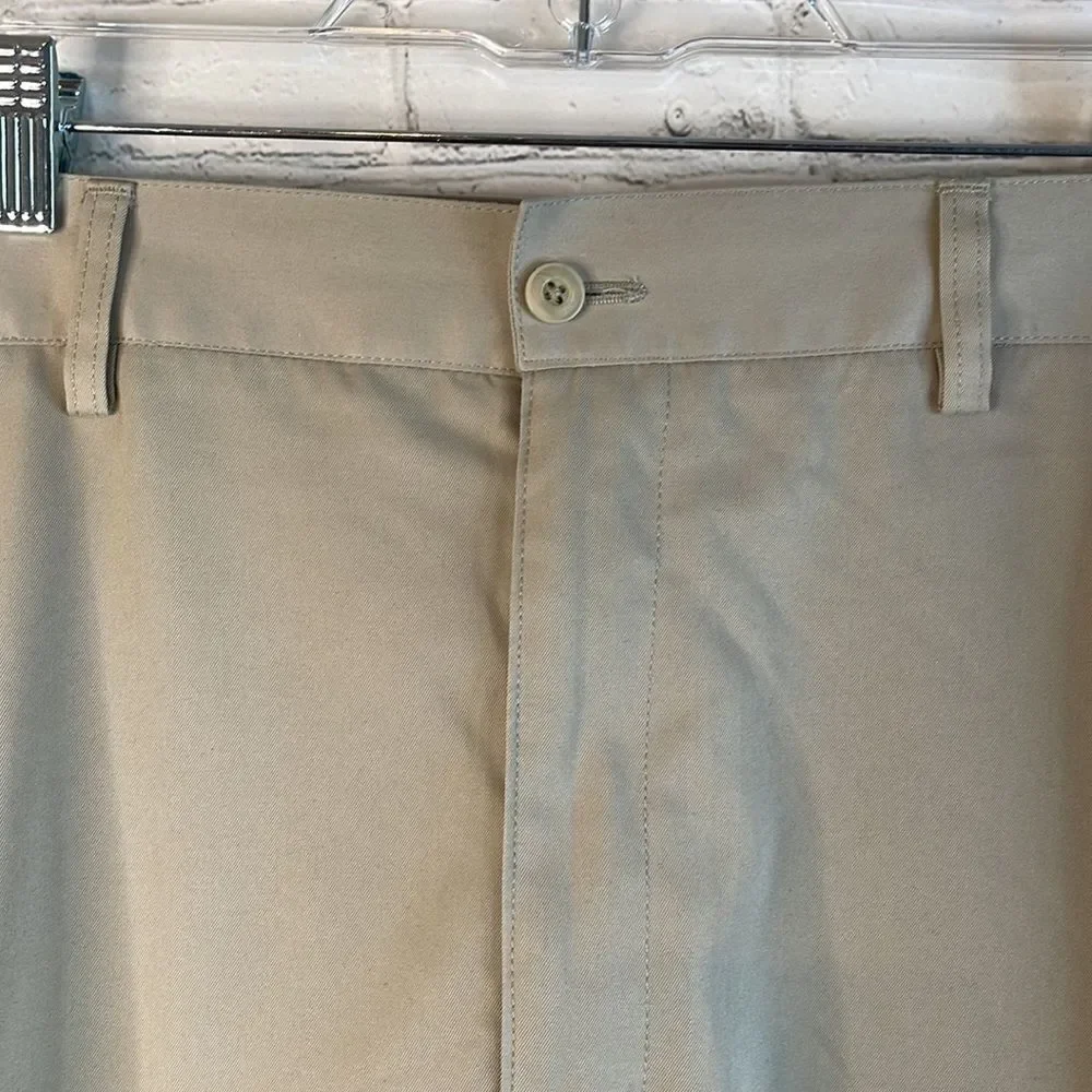 Grand Slam Men’s Golf shorts, size 38,‎ Men’s tan golf shorts